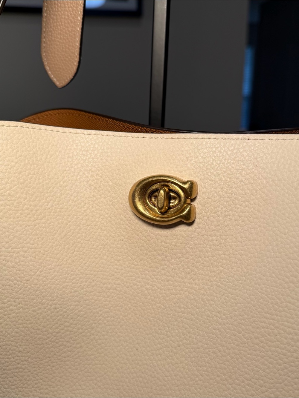 Coach Willow Shoulder Bag in Cream - Picture 4 of 14